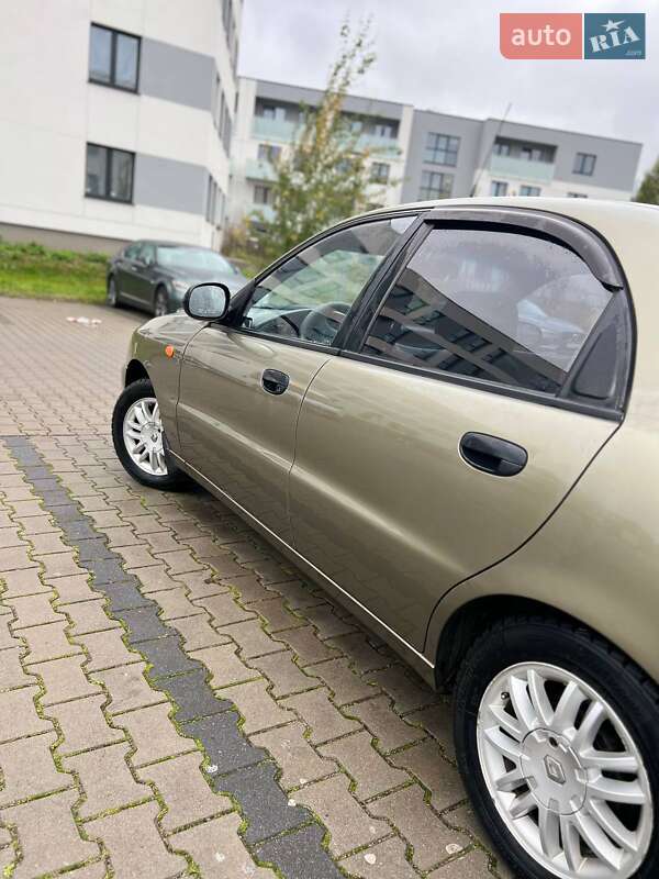 Седан Daewoo Sens 2007 в Радивилове
