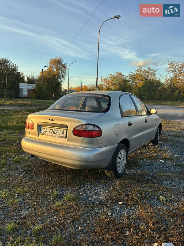 Седан Daewoo Sens 2005 в Умані