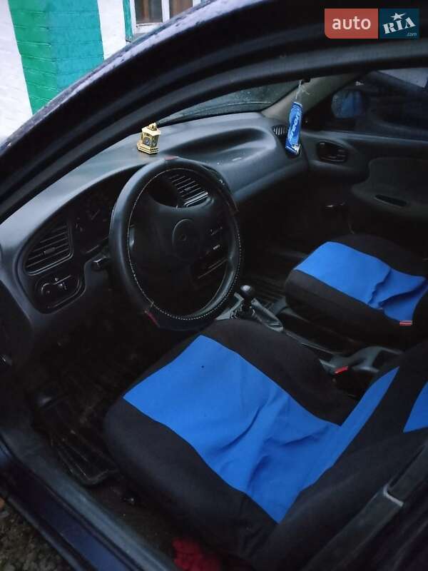 Седан Daewoo Sens 2004 в Умани