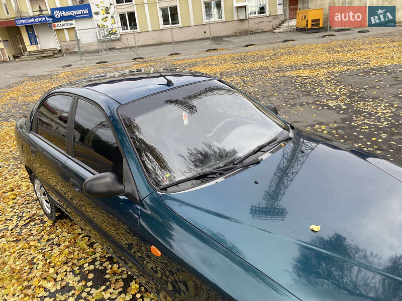 Седан Daewoo Sens 2004 в Тернополі