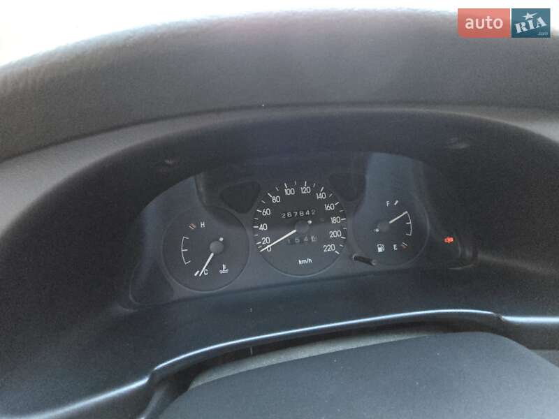 Седан Daewoo Sens 2008 в Львове