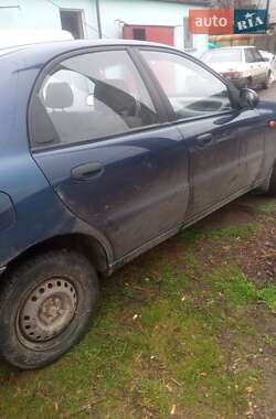 Седан Daewoo Sens 2003 в Миргороде