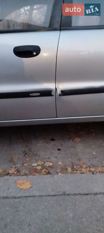 Седан Daewoo Sens 2004 в Миргороде