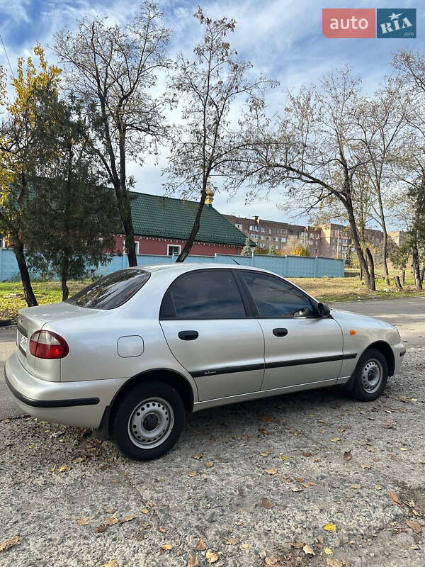 Седан Daewoo Sens 2004 в Кривому Розі