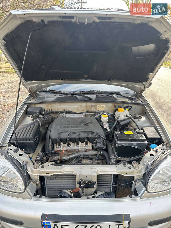 Седан Daewoo Sens 2004 в Кривому Розі