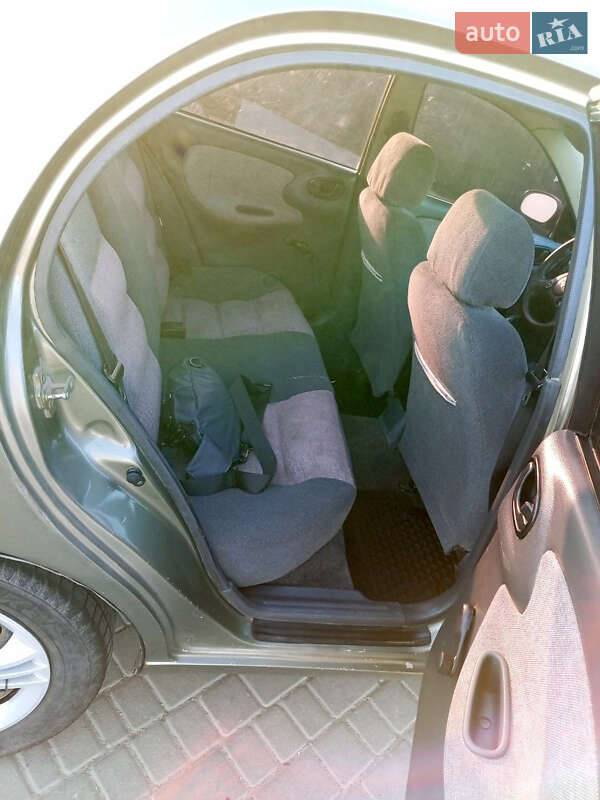 Седан Daewoo Sens 2004 в Одесі