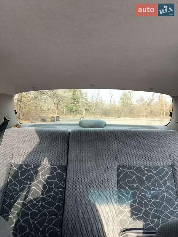 Седан Daewoo Sens 2003 в Дніпрі