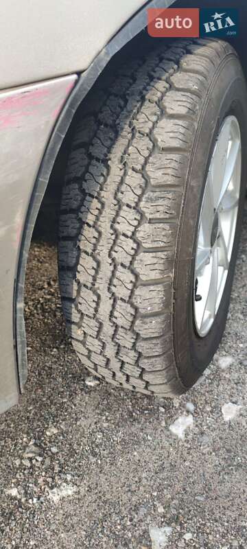 Седан Daewoo Sens 2004 в Дніпрі