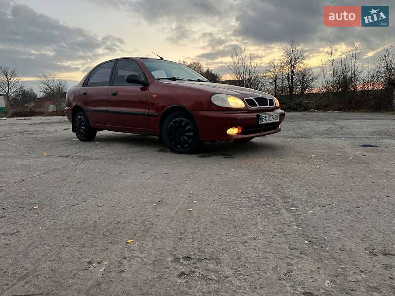 Седан Daewoo Sens 2005 в Деражне