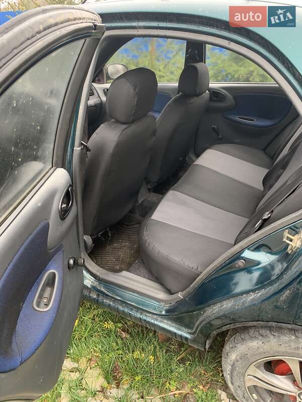 Седан Daewoo Sens 2006 в Городке