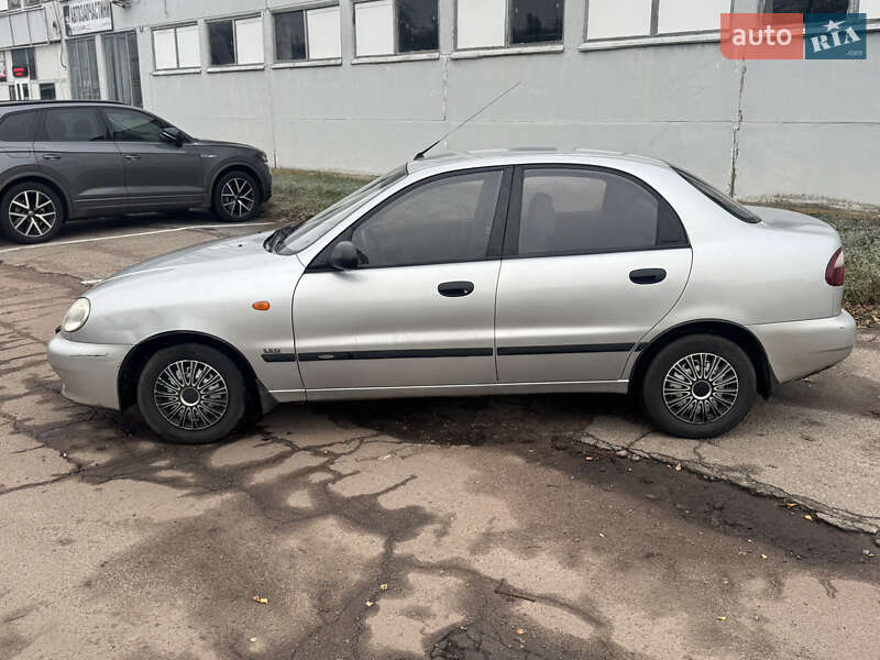 Седан Daewoo Sens 2004 в Чернігові