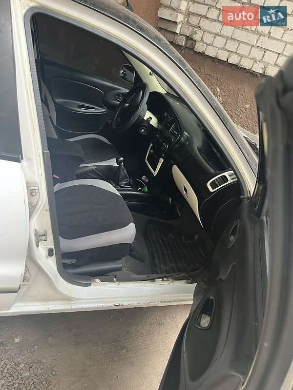 Седан Daewoo Sens 2003 в Житомире