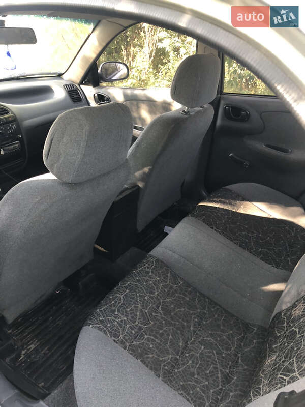 Седан Daewoo Sens 2006 в Рівному