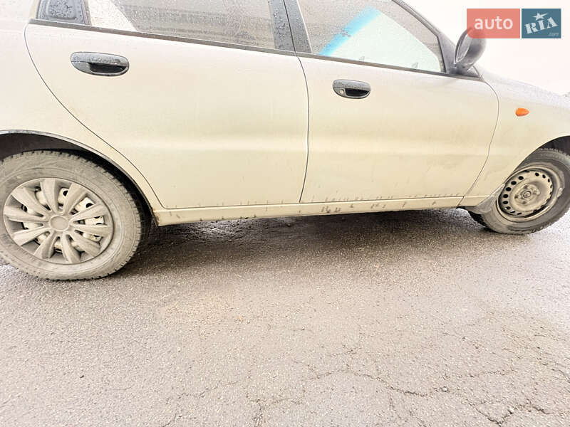 Седан Daewoo Sens 2007 в Киеве