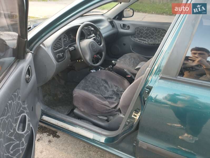 Седан Daewoo Sens 2004 в Одессе