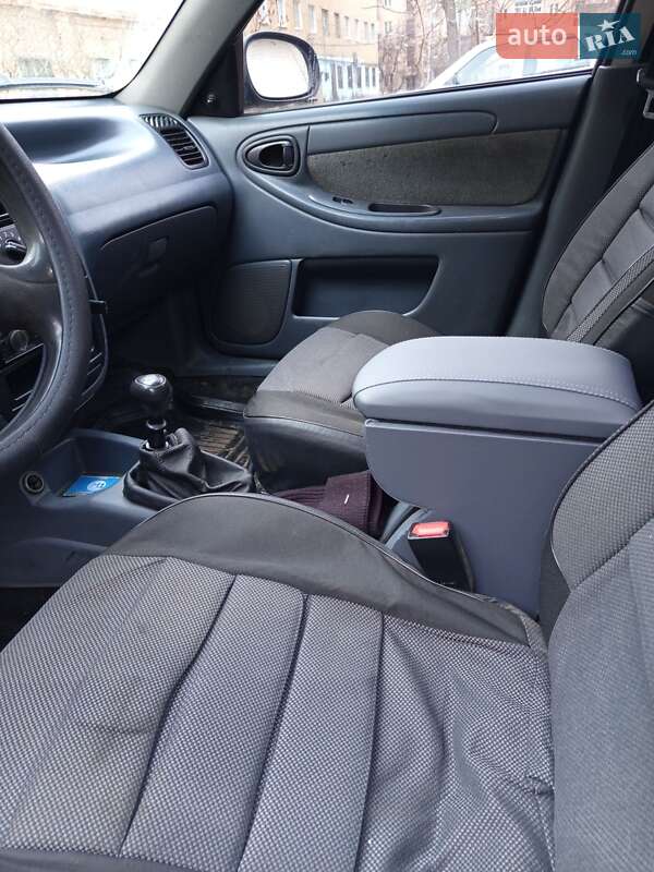 Седан Daewoo Sens 2011 в Кривому Розі