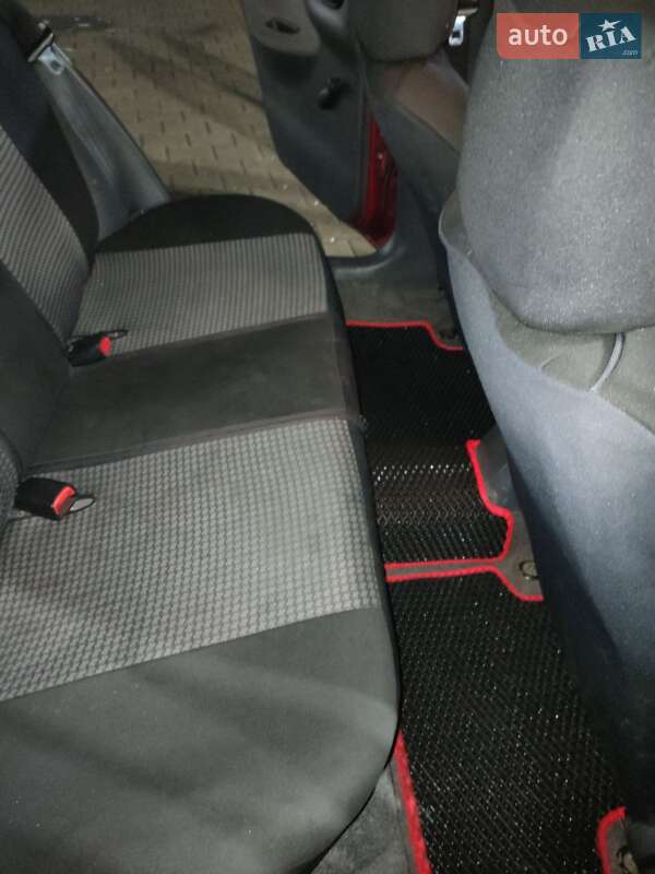 Седан Daewoo Sens 2004 в Житомире