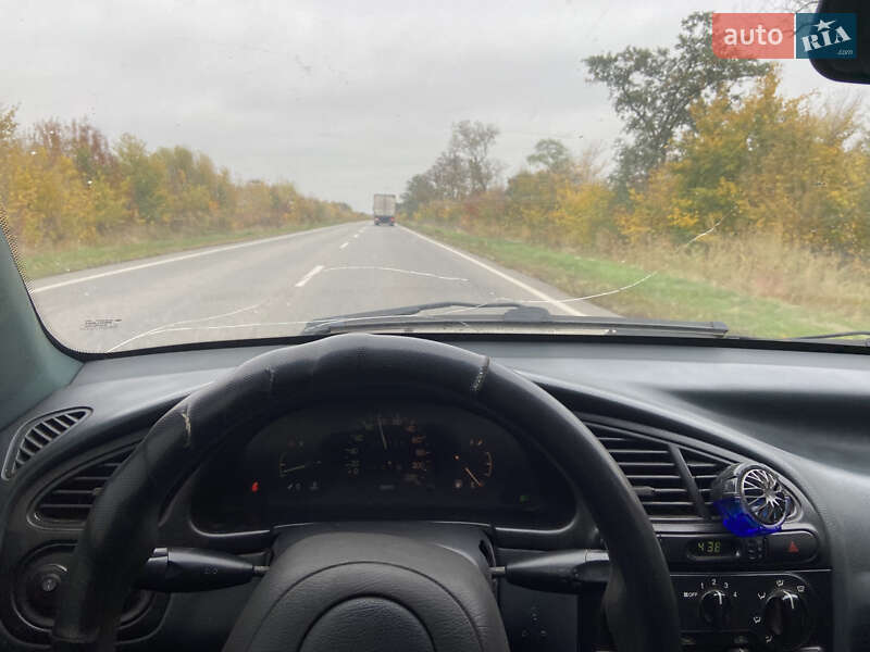 Седан Daewoo Sens 2004 в Горишних Плавнях