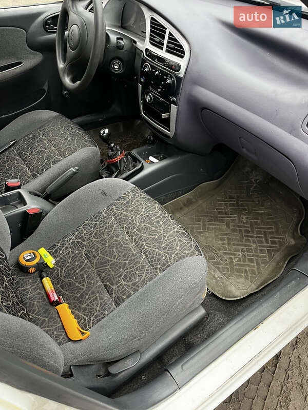 Седан Daewoo Sens 2004 в Хмельницком