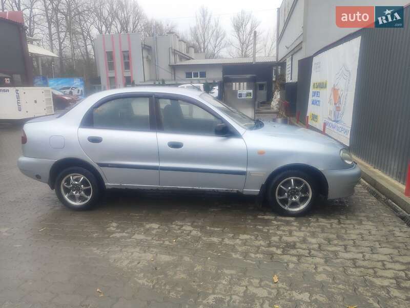 Седан Daewoo Sens 2009 в Черновцах