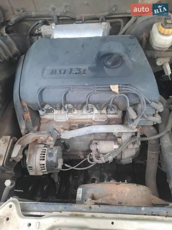 Седан Daewoo Sens 2005 в Сумах