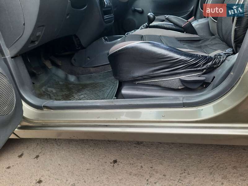 Седан Daewoo Sens 2005 в Сумах