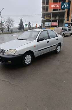 Седан Daewoo Sens 2004 в Тернополі