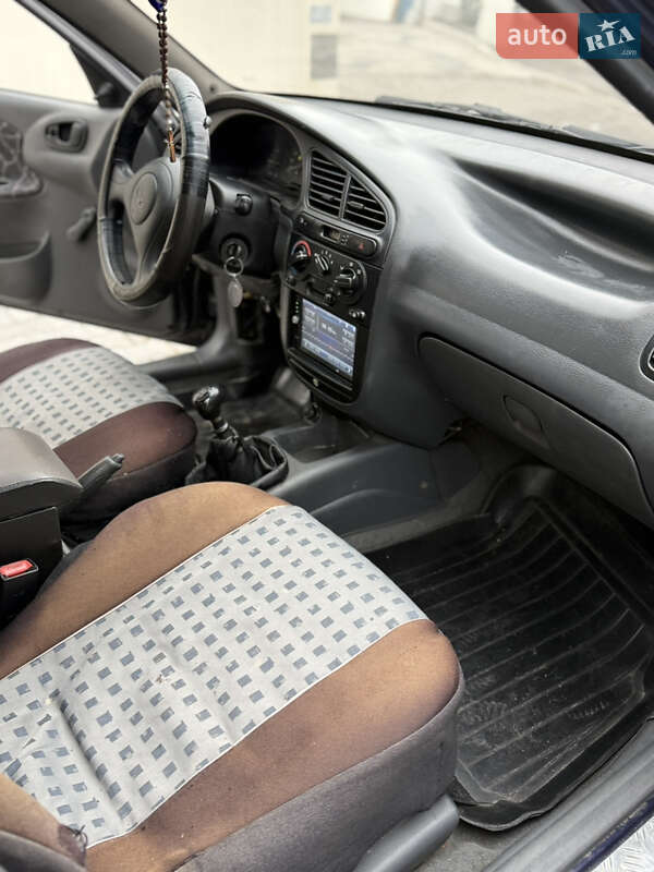 Седан Daewoo Sens 2002 в Киеве