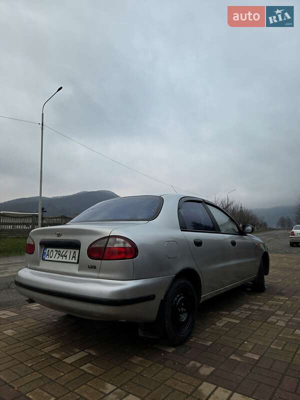 Седан Daewoo Sens 2005 в Иршаве