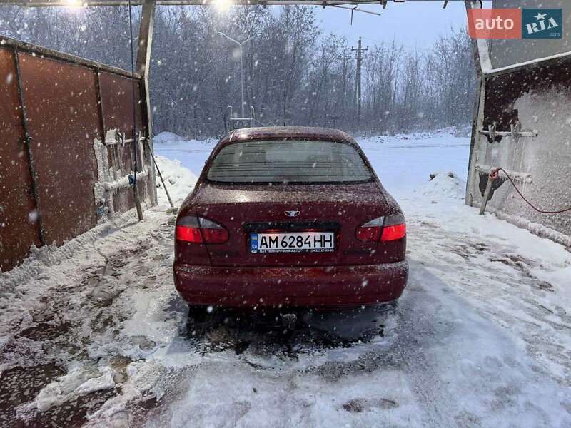 Седан Daewoo Sens 2004 в Бердичеве