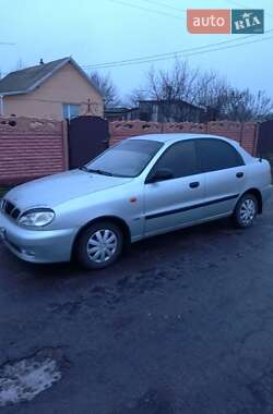 Седан Daewoo Sens 2002 в Новых Санжарах
