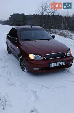 Седан Daewoo Sens 2002 в Гадячі
