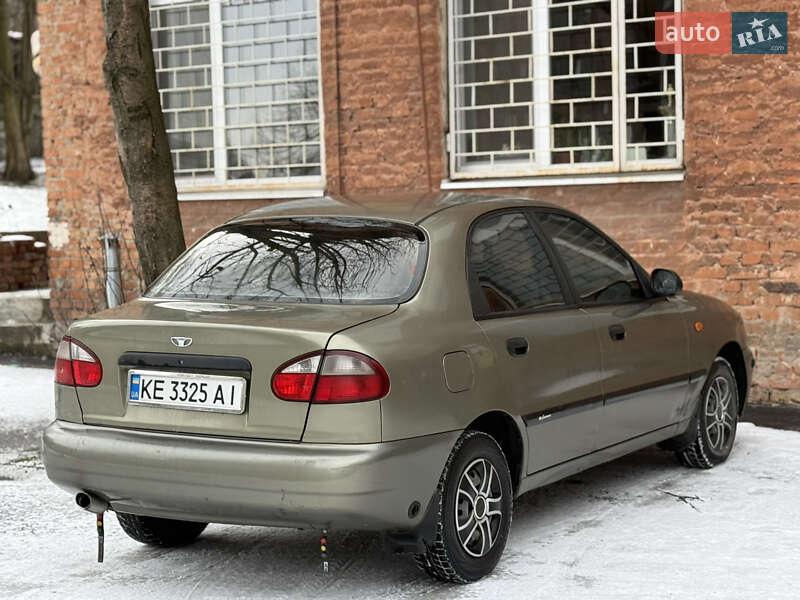 Седан Daewoo Sens 2004 в Днепре