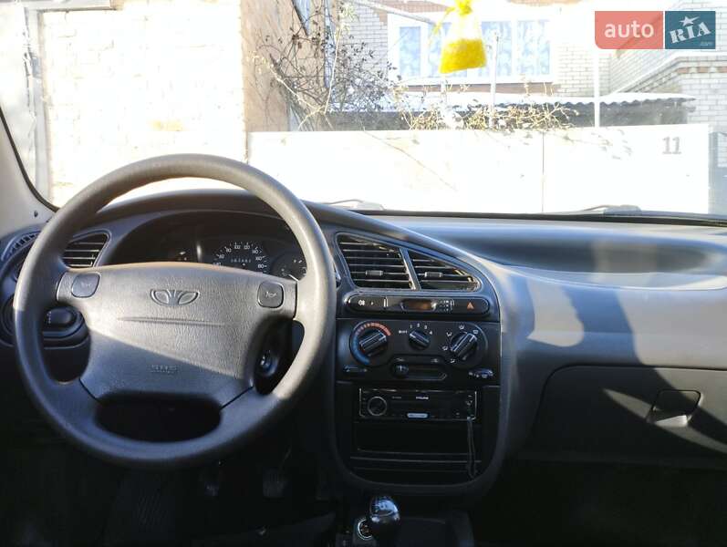 Седан Daewoo Sens 2004 в Липовой Долине