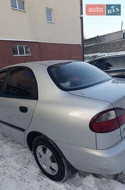Седан Daewoo Sens 2003 в Умані