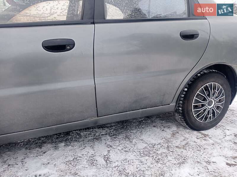 Седан Daewoo Sens 2003 в Сумах