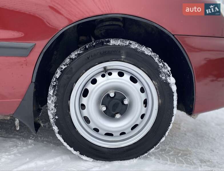 Седан Daewoo Sens 2006 в Мукачево