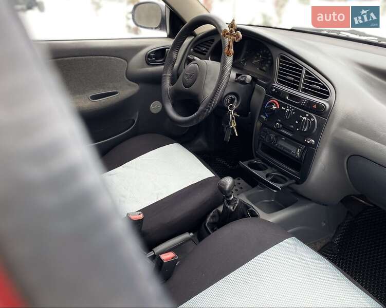 Седан Daewoo Sens 2006 в Мукачево