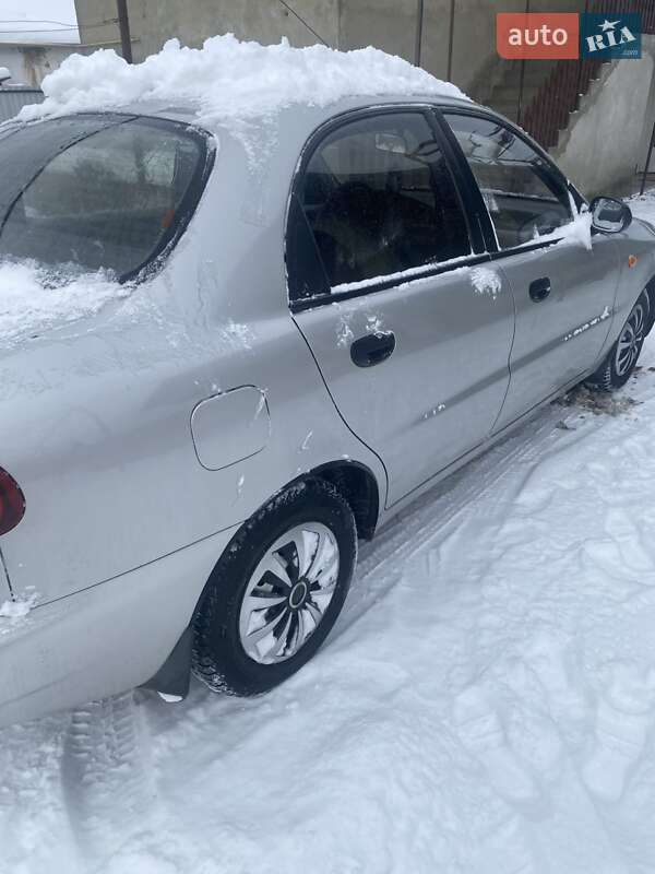 Седан Daewoo Sens 2005 в Ужгороде