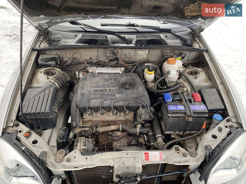 Седан Daewoo Sens 2005 в Кривом Роге