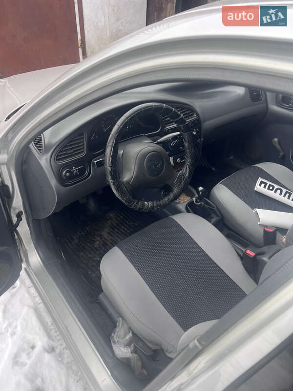 Седан Daewoo Sens 2003 в Выгоде