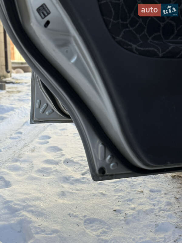 Седан Daewoo Sens 2003 в Запорожье