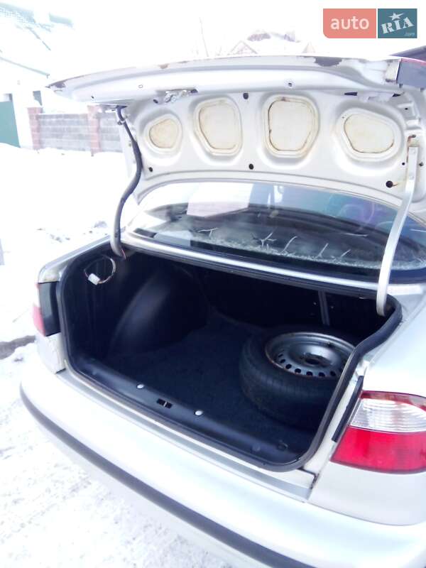 Седан Daewoo Sens 2005 в Вараше