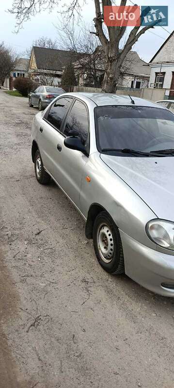 Седан Daewoo Sens 2006 в Днепре