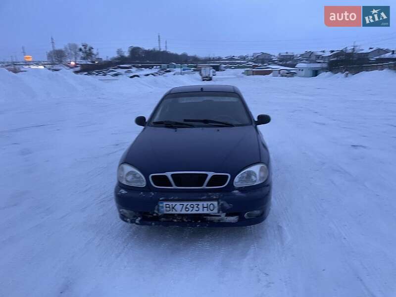 Седан Daewoo Sens 2007 в Ровно