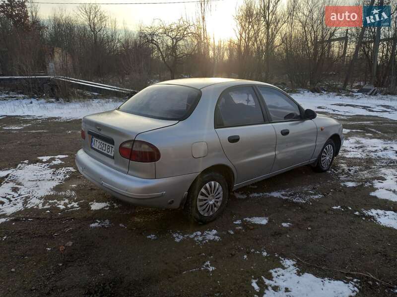 Седан Daewoo Sens 2003 в Калуше