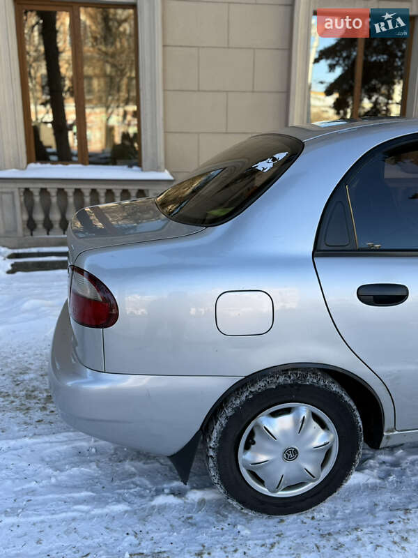 Седан Daewoo Sens 2003 в Запорожье