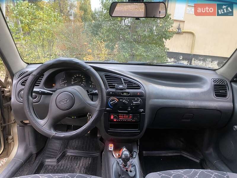 Седан Daewoo Sens 2003 в Днепре