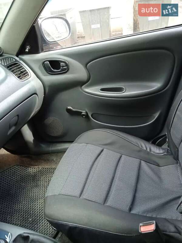 Хетчбек Daewoo Sens 2009 в Дніпрі