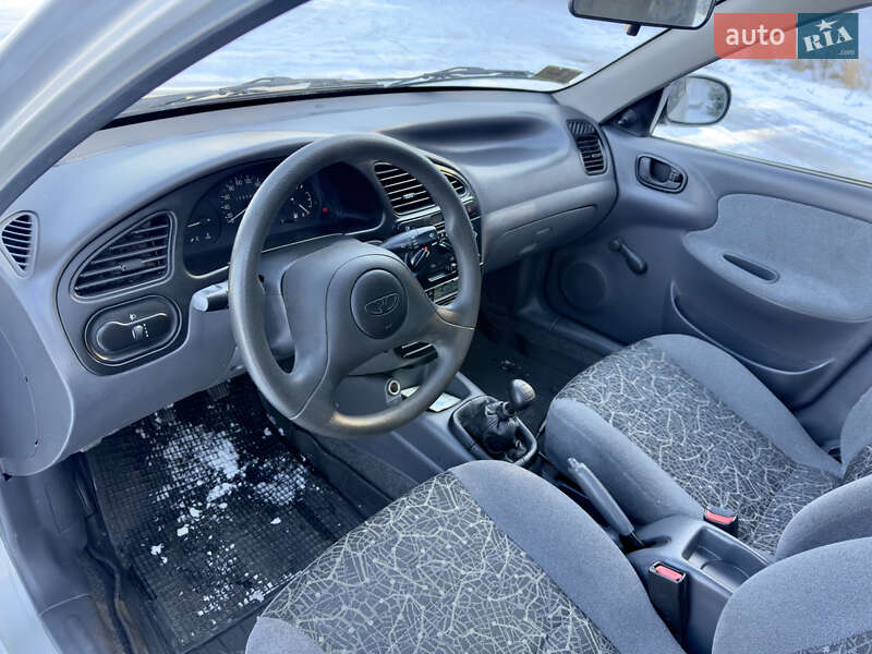 Седан Daewoo Sens 2004 в Могилев-Подольске